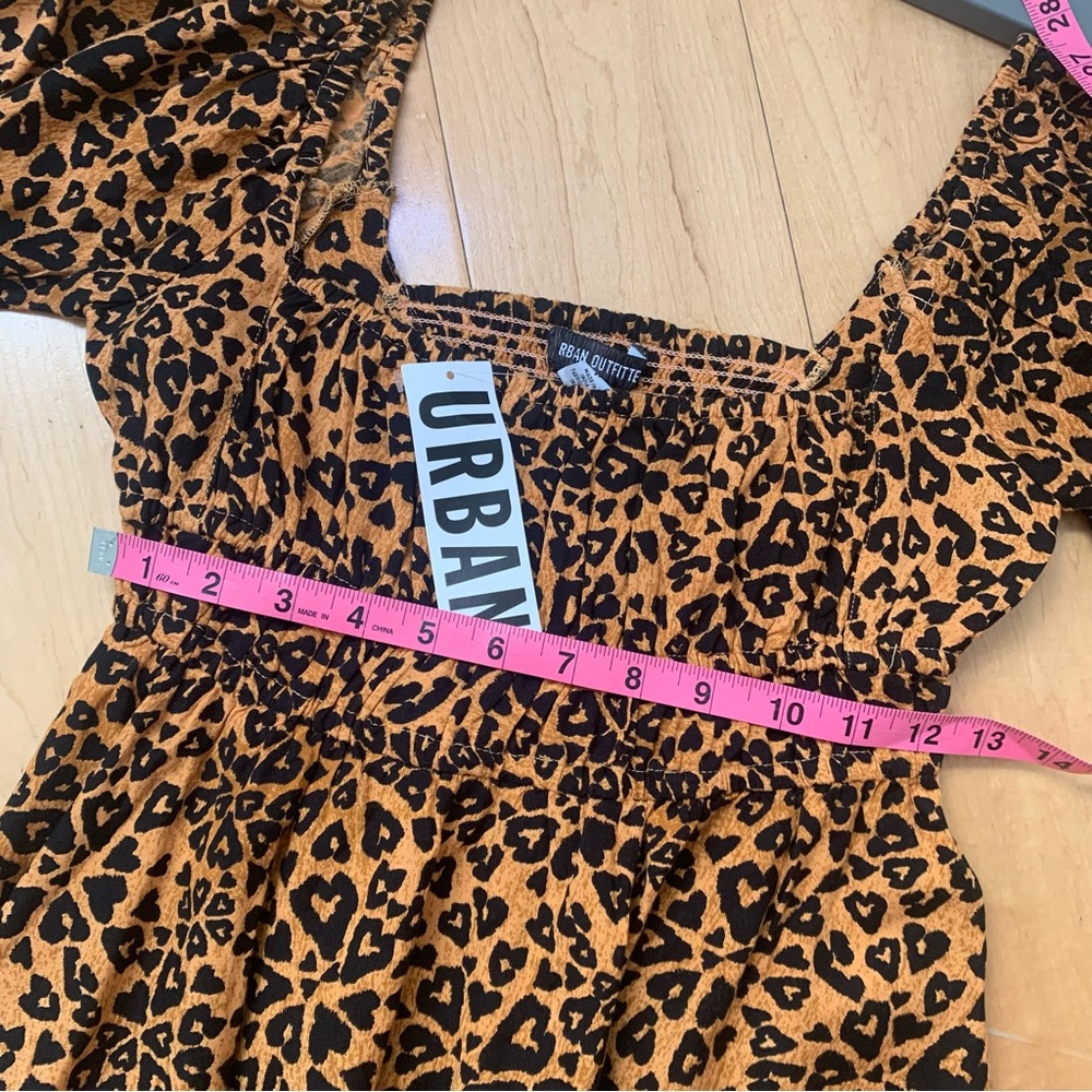 NWT Ava smock blouse cheetah small - Picture 6 of 7
